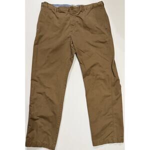 L.L. Bean Chinos Men's 40x34 Standard Fit Classic Khaki Color